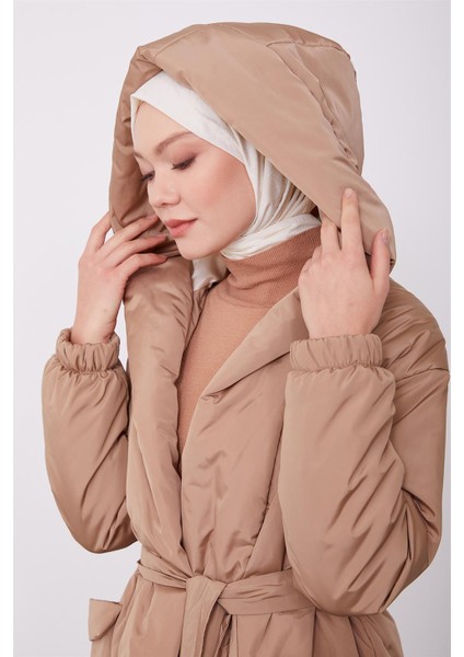 Kapitone 23KD2507 Bej