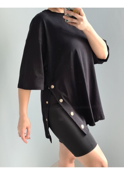 Çıtçıt Yırtmaç Detaylı Pamuklu T-Shirt fırsatları