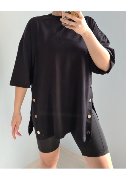 Çıtçıt Yırtmaç Detaylı Pamuklu T-Shirt indirimleri