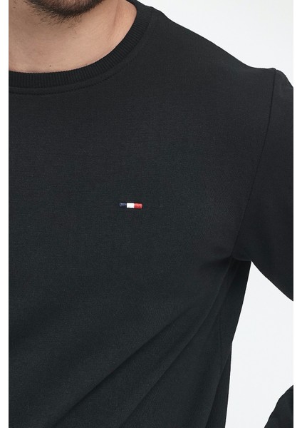 Erkek Siyah Bisiklet Yaka Nakış Detaylı Regular Fit Sweatshirt