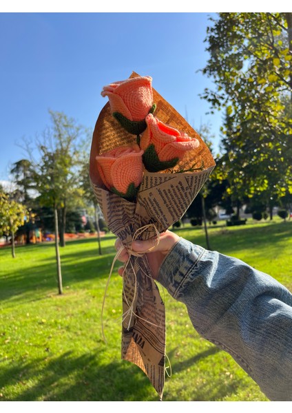 Örgü Somon 3'lü Gül Buketi,lale Çiçeği,el Yapımı Örgü Çiçek Buketi,anneye,sevgiliye,öğretmene Hediye