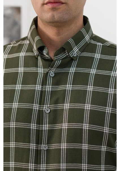 Slimfit Ekoseli Yaka Düğmeli Mevsimlik Kumaş Erkek Gömlek indirimleri