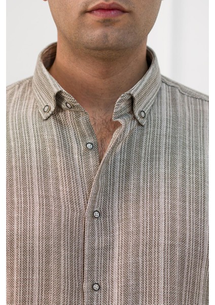 Hasırlı Dokumalı Slimfit Çizgili Yaka Düğmeli Mevsimlik Kumaş Erkek Gömlek indirimleri