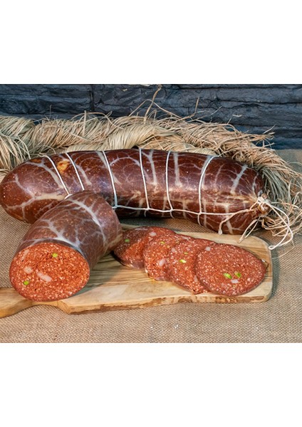 Göden Antep Fıstıklı ve Hellim Peynirli Sucuk 250 gr Tütünlük Pastırma 250 gr Blok Dana Kavurma 250 gr