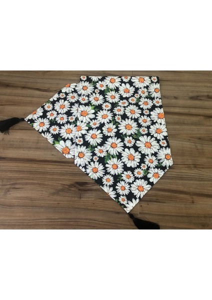Papatya Desenli Runner