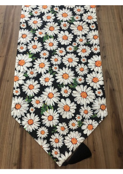 Papatya Desenli Runner