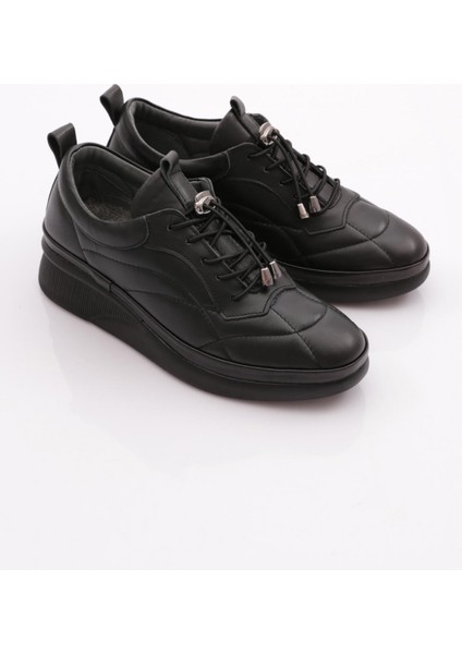 123 Kadin Bağcikli Sneaker Ayakkabi fiyatları