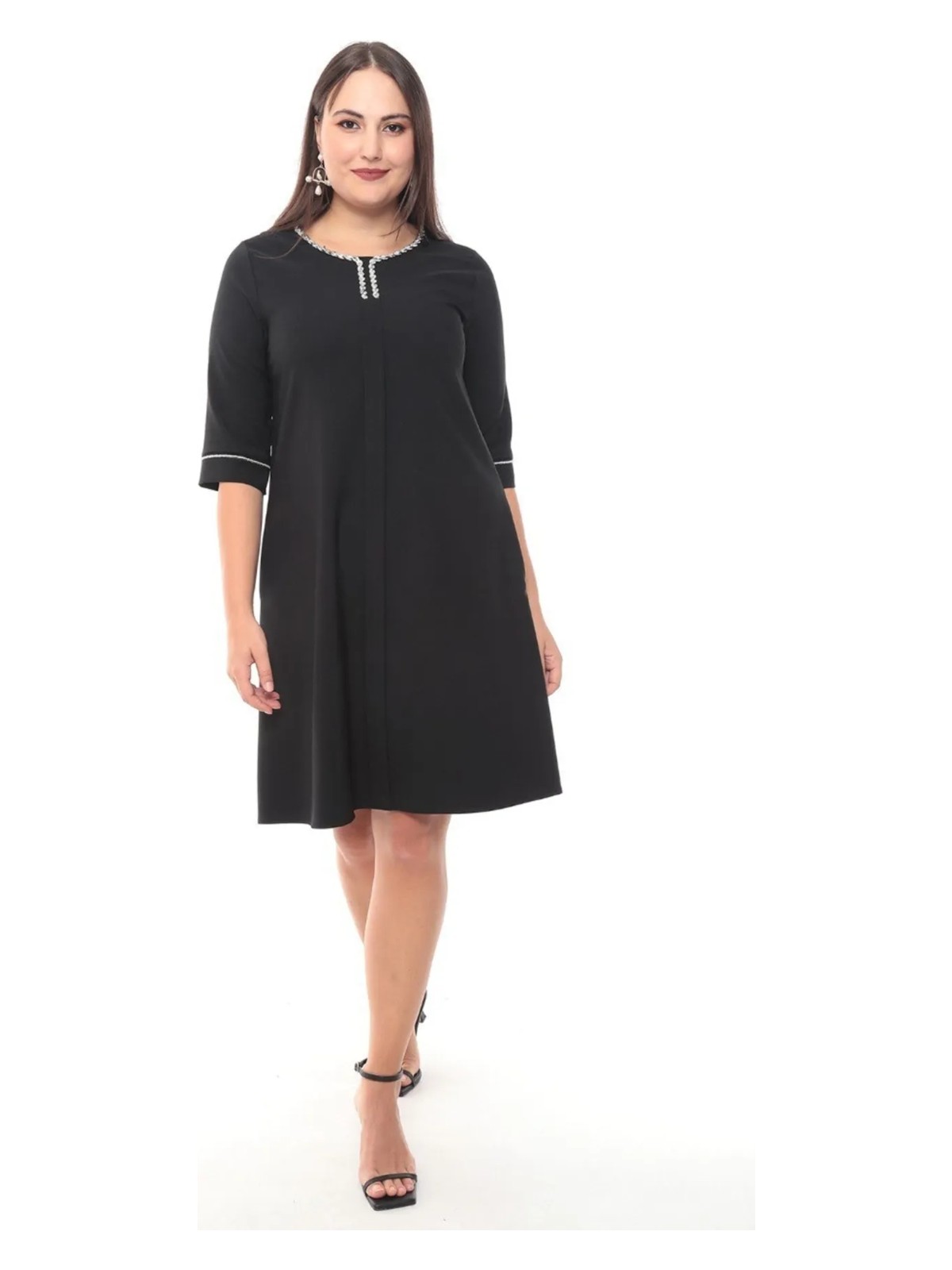 Etselements Modapo Kadın Yaka ve Kolu Taş Aksesuar Detaylı Büyük Beden Elbise MDP4430