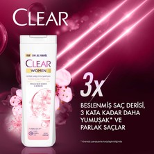 Clear Women Kepeğe Karşı Etkili Şampuan Yumuşak Parlak Kiraz Çiçeği Esansı & Keratin 350 ml