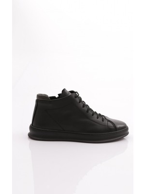 DGN 5588 Erkek Bağcikli Bot