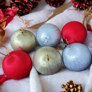 Karışık Renk 6 Cm Üzeri Ip Sarılı Starfor Yılbaşı Cici Topu 6 Adet