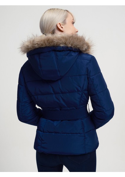 Regular Fit Kadın Mont modelleri