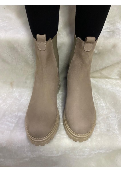 Çiğdem Bej Gerçek Nubuk Deri Yanları Lastikli Bot (Enzo B9A) - Bej - 36 - ST01643-BEJ-36 modelleri