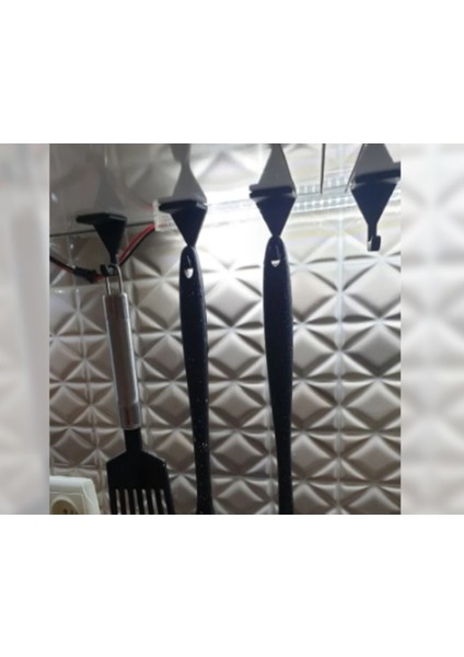 MUTFAK3LÜ Askılık Siyah V7 fiyatları