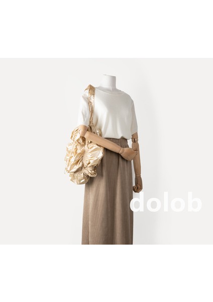 Niş Tasarım Pileli Tek Omuzlu Bulut Çanta Erken Sonbahar Yeni Moda Çiçek Kişiselleştirilmiş Büzgülü Tote Çanta (Yurt Dışından) modelleri