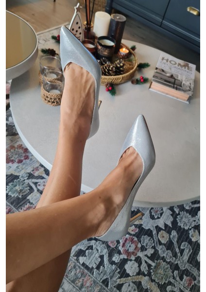 036 468 Topukla Kadın Sivri Burun 8 cm Topuklu Klasik Stiletto modelleri