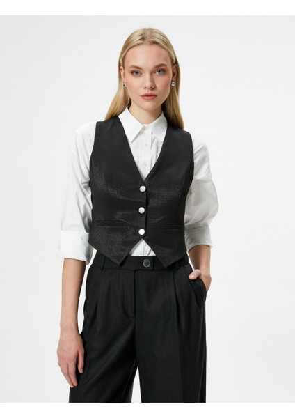 Şahika Ercümen x Koton - Simli V Yaka Düğmeli Yelek modelleri