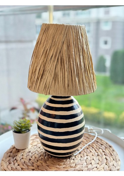 Candle Bee Design Rattan Başlıklı Siyah Çizgili Seramik Abajur