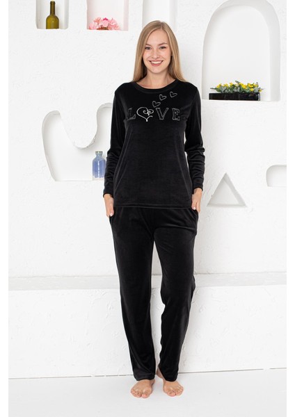 Kadın Pijama Takımı Kadife fırsatları