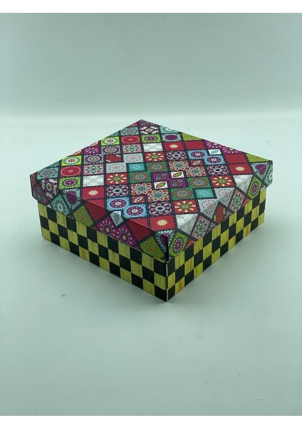 23X23X10 Hediyelik Kutu Kraft Kutu Karton Kutu Yılbaşı Kutusu Pasta Kutusu Kargo Kutusu (10 Adet)