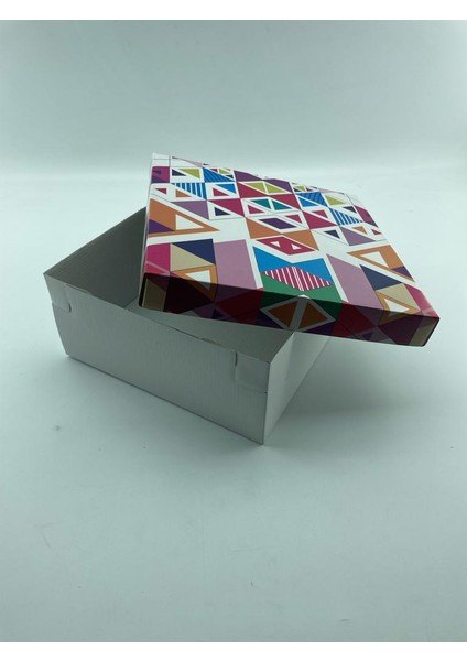 23X23X10 Hediyelik Kutu Kraft Kutu Karton Kutu Yılbaşı Kutusu Pasta Kutusu Kargo Kutusu (10 Adet) fiyatları