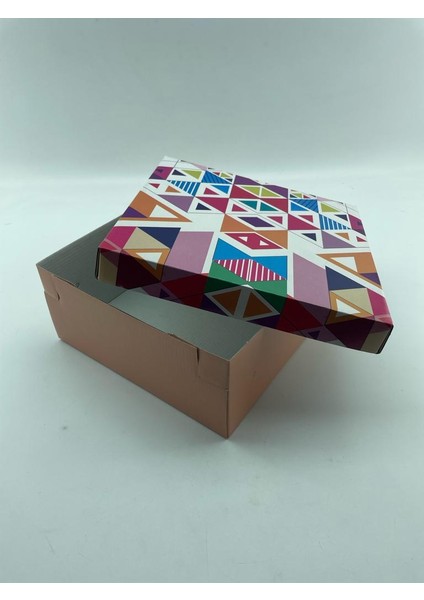 23X23X10 Hediyelik Kutu Kraft Kutu Karton Kutu Yılbaşı Kutusu Pasta Kutusu Kargo Kutusu (10 Adet)