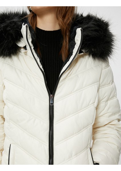 Kısa Şişme Mont Kemerli Kapüşonlu Peluş Detaylı indirimleri