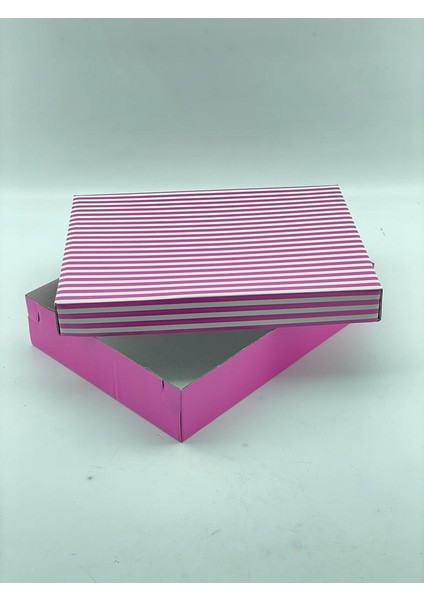 22X30X6 Hediyelik Kutu Kraft Kutu Karton Kutu Yılbaşı Kutusu Pasta Kutusu Balon Kutusu (10 Adet) modelleri