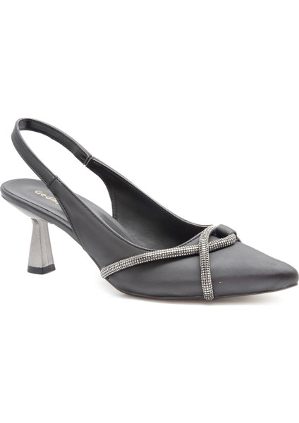 0877 Siyah Kadın Klasik Ayakkabı