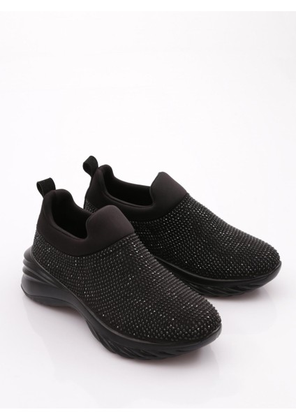 710 Kadin Sneaker Ayakkabi fiyatları