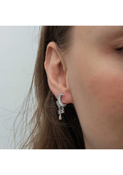 Gümüş Sallantılı Ay Yıldız Kadın Küpe modelleri