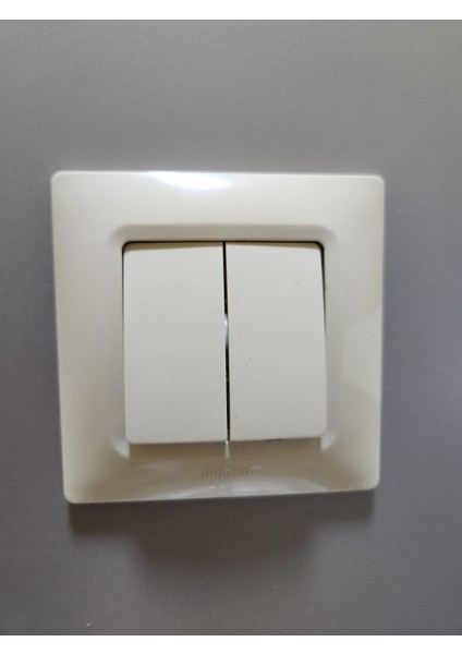 Salbei Bej (Krem) Komütatör 767406 Legrand (Çerçeve Dahil) fiyatları