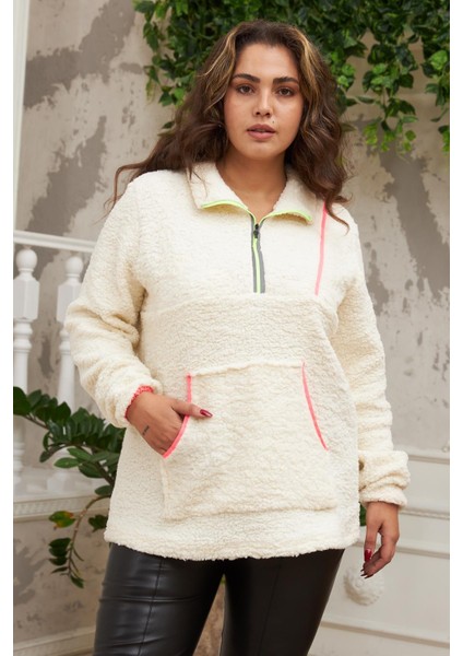 Biye Detaylı Büyük Beden Krem Kıvırcık Sweatshirt