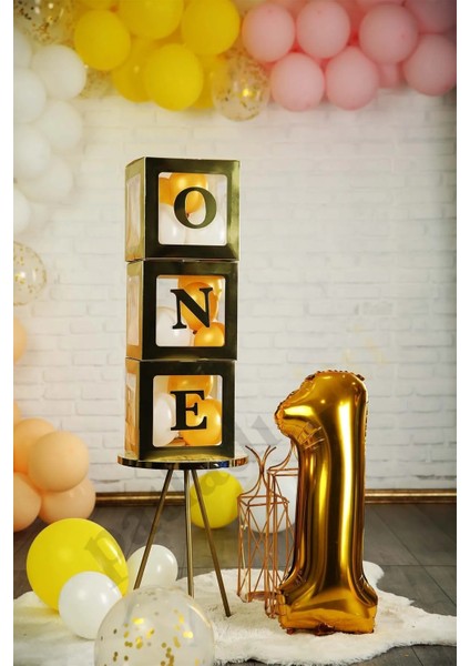One Yazılı Gold Kutu ve Balon Seti Bebek 1 Yaş Doğum Günü Kutlama