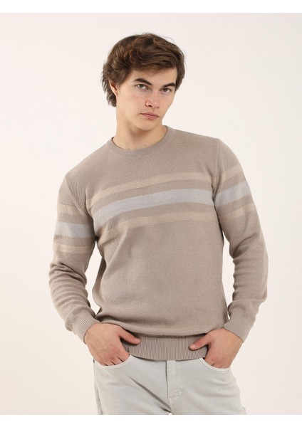 Bej Erkek Slim Fit Çizgili Bisiklet Yaka Triko fırsatları