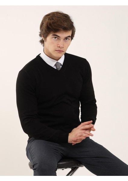 Siyah Erkek Slim Fit Düz Klasik V Yaka Triko modelleri