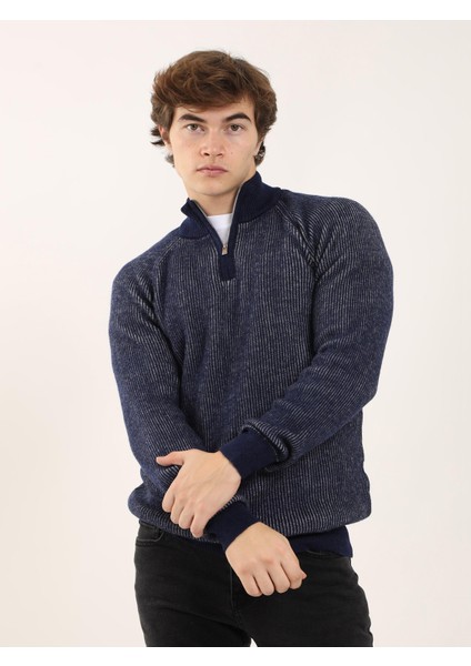 Lacivert Erkek Regular Fit Dokulu Fermuarlı Dik Yaka Triko fırsatları