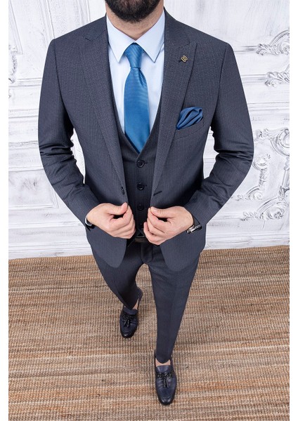 Erkek Slim Fit Sivri Yaka Koyu Lacivert Yelekli Takım Elbise modelleri