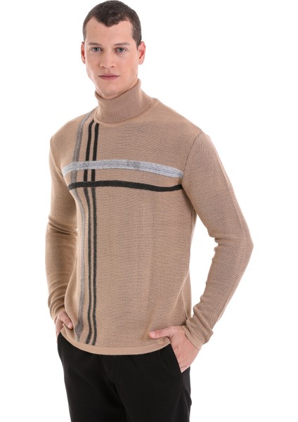 Bej Comfort Fit Desenli Balıkçı Yaka Yünlü Triko Kazak