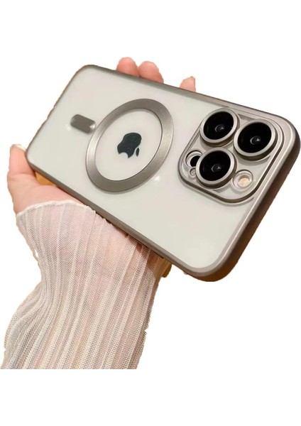Apple iPhone 15 Pro Kılıf Magsafe Kamera Lensli Korumalı Şeffaf Silikon Kapak