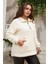 Biye Detaylı Büyük Beden Krem Kıvırcık Sweatshirt 2