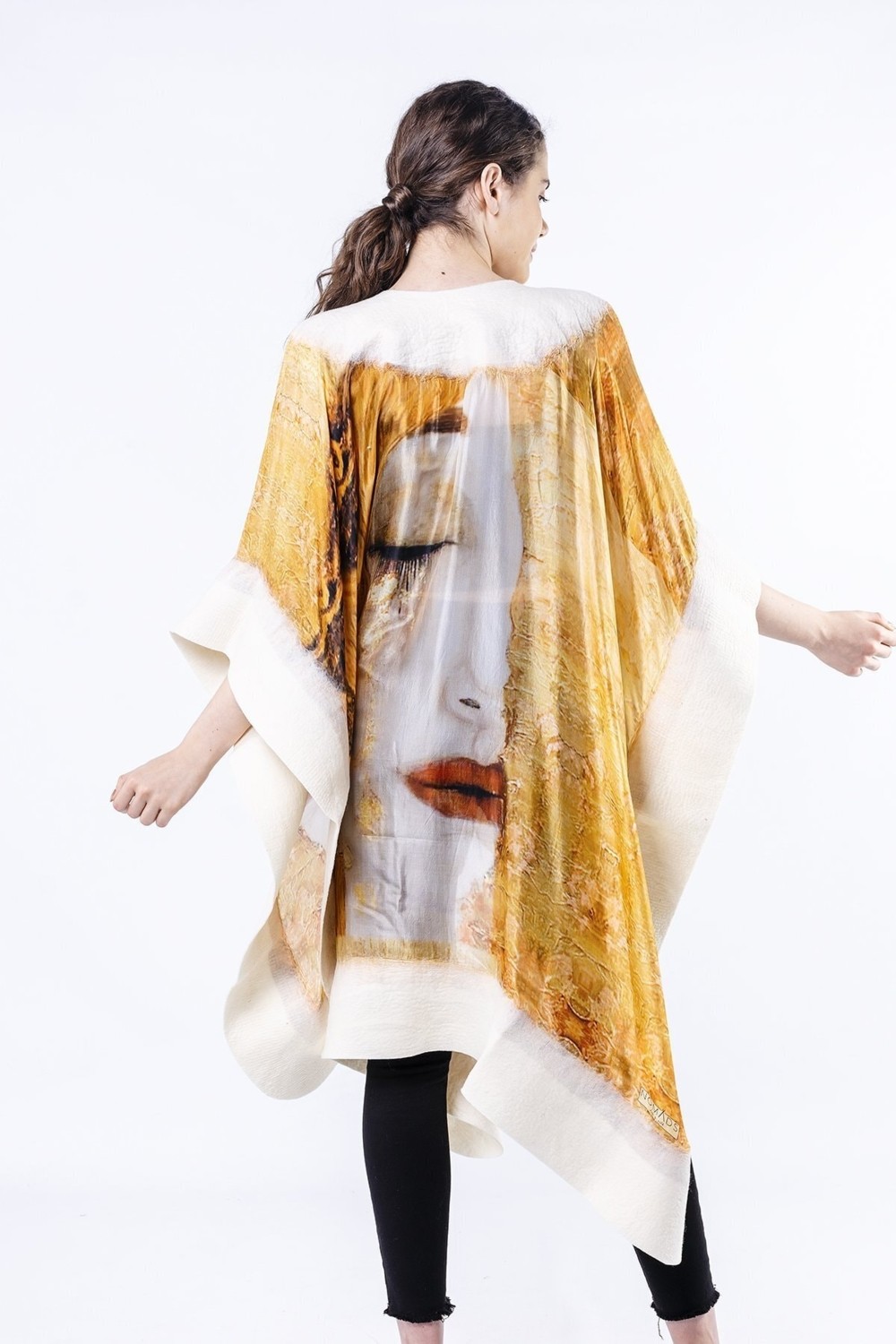 Nomads Felt Ipek Keçe Panço | Beyaz Gustav Klimt Freya's Tears | Nomads Felt görsel 3