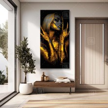 Gold Makyajlı Kadın Altın Yaldız Detaylı Dekor Boyuna Dikey Kanvas Tablo