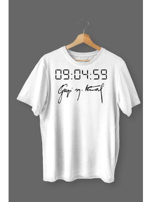 Çelik Auto Atatürk Imza Baskılı Pamuklu Likralı T Shirt Siyah Yazılı Beyaz CLK 108
