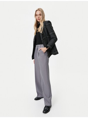 Koton Kumaş Bol Paça Pantolon Asimetrik Bel Düğmeli