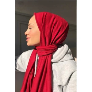 Nil Butik Kırmızı Tesettür Penye Şal