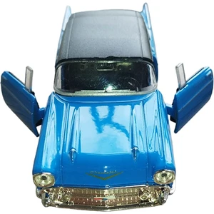 Lisanslı 1957 Chevrolet Bel Air Çek Bırak Model Metal Araba (1:34)