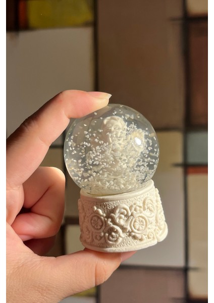 Beyaz Kelebekli Gold Kolye ve Kar Küresi Hediye Seti modelleri