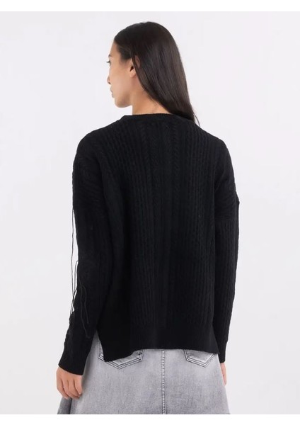 Kadın Siyah Örgü Detaylı Bisiklet Yaka Yün Kazak fırsatları