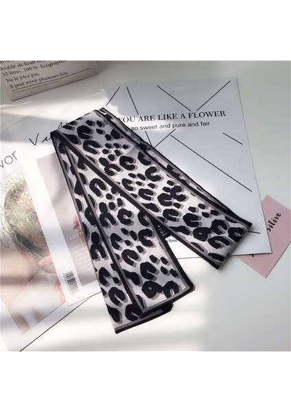 Ipek Eşarp 2019 Leopar Hayvan Desenli Eşarp Kadın Ipek Eşarp Küçük Saplı Çanta Şeritler Kadın Atkısı Kafa Uzun Eşarp (Yurt Dışından) fiyatları